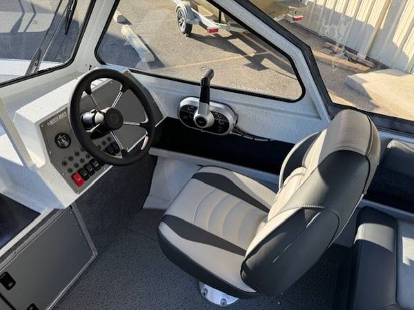Lowe, dovoz USA — foto 10 z 12