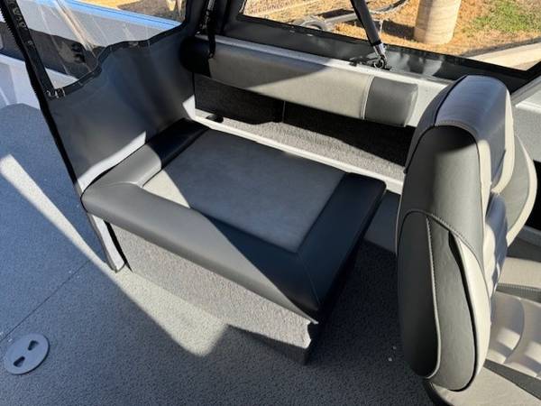 Lowe, dovoz USA — foto 12 z 12