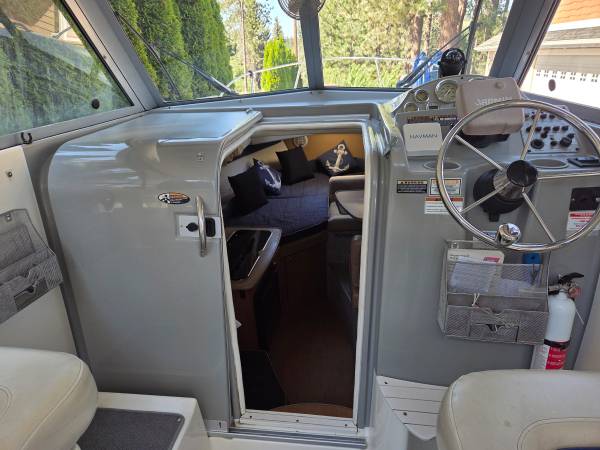 2007 Bayliner, dovoz USA — foto 4 z 12