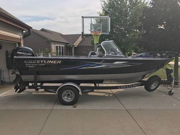 2016 Crestliner, dovoz USA — foto 1