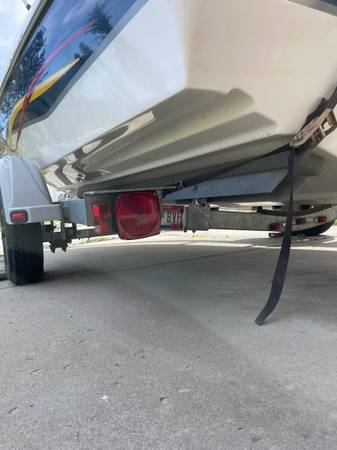 2001 Bayliner, dovoz USA — foto 11 z 12