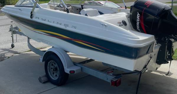 2001 Bayliner, dovoz USA — foto 8 z 12