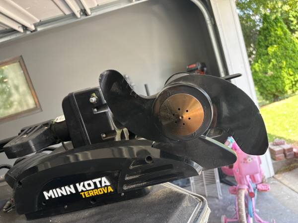1986 Tracker, dovoz USA — foto 9 z 12