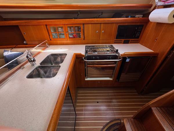 Hunter 38, dovoz USA — foto 10 z 12