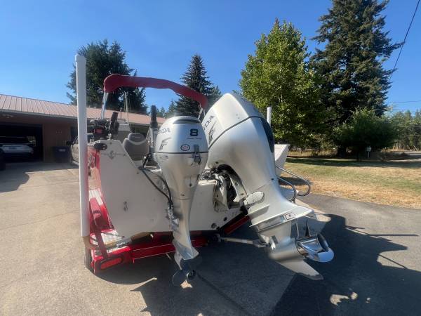 2005 Crestliner, dovoz USA — foto 2 z 8
