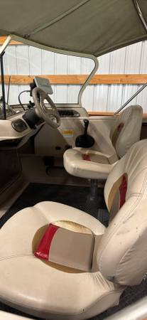 2001 Crestliner, dovoz USA — foto 3 z 4