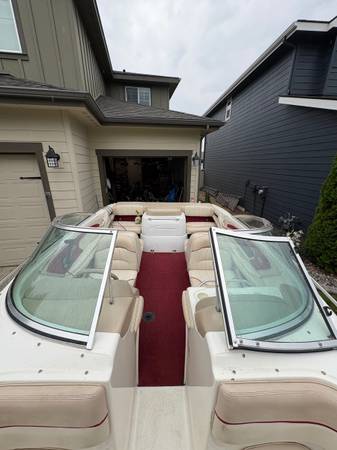 Sea Ray, dovoz USA — foto 5 z 12