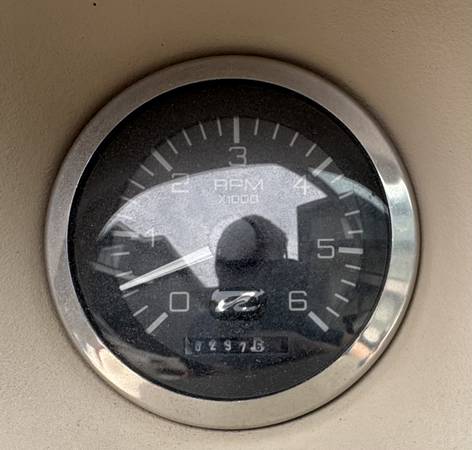 Sea Ray, dovoz USA — foto 8 z 12