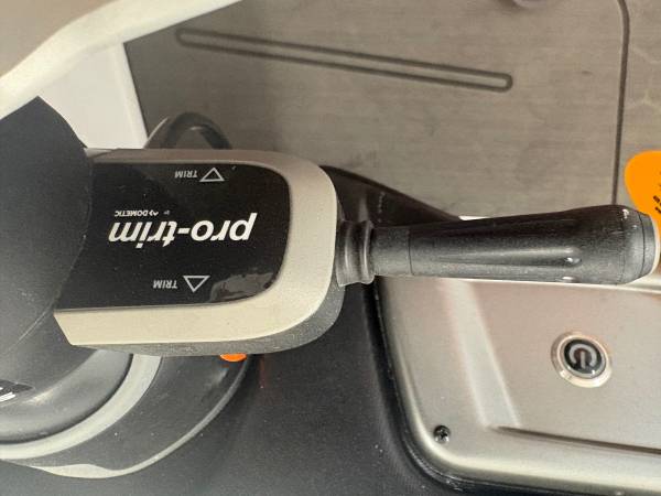 2022 Nitro, dovoz USA — foto 11 z 12