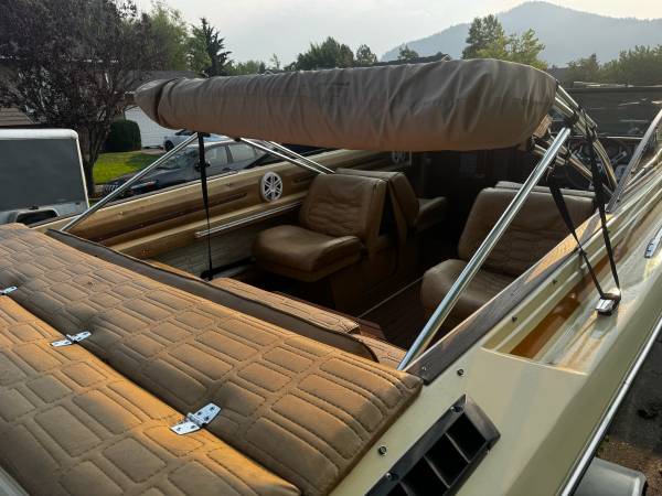 20ft sun runner cuddy, dovoz USA — foto 3 z 7