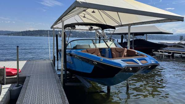 2022 MasterCraft, dovoz USA — foto 4 z 9