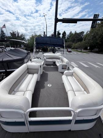 2005 Crestliner, dovoz USA — foto 3 z 11