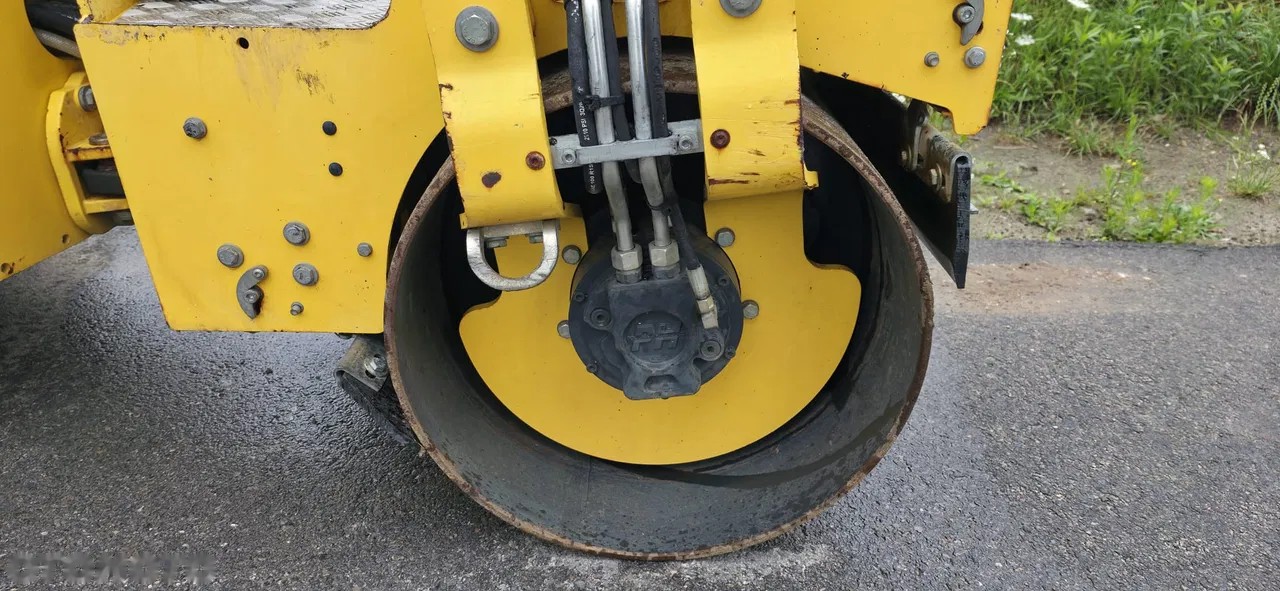 2021 Bomag BW100, 539 mth, dovoz Skladem v EU — foto 8 z 14