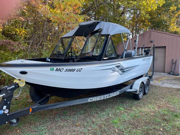 2024 Crestliner, dovoz USA — foto 2 z 12