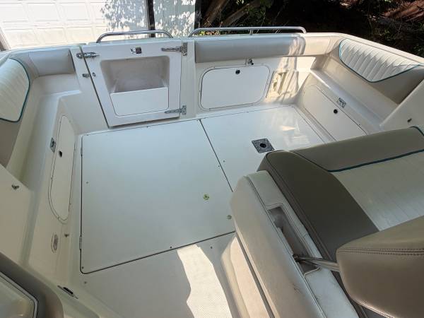 Bayliner, dovoz USA — foto 10 z 12