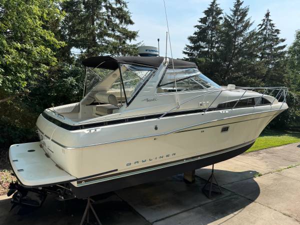 Bayliner, dovoz USA — foto 2 z 12