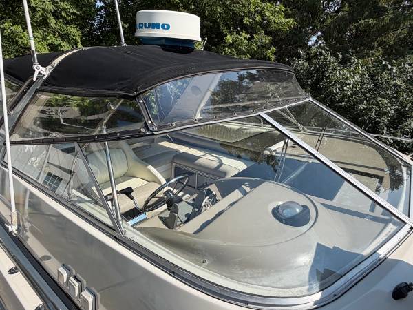 Bayliner, dovoz USA — foto 5 z 12