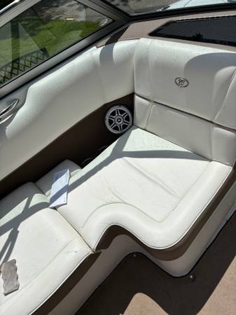 2011 Cobalt, dovoz USA — foto 4 z 8