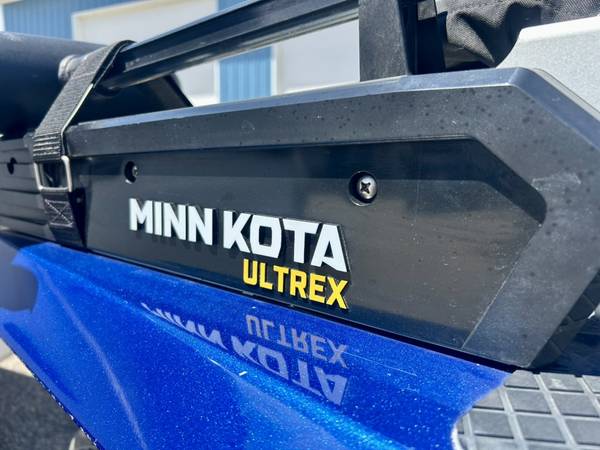 2017 Tracker, dovoz USA — foto 10 z 12
