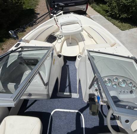Bayliner, dovoz USA — foto 6 z 12