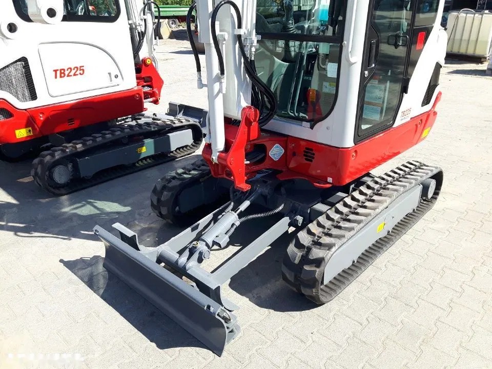 2023 Takeuchi NOVÁ, dovoz Skladem v EU — foto 2 z 17