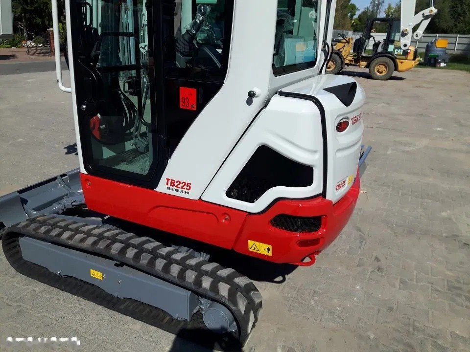 2023 Takeuchi NOVÁ, dovoz Skladem v EU — foto 4 z 17