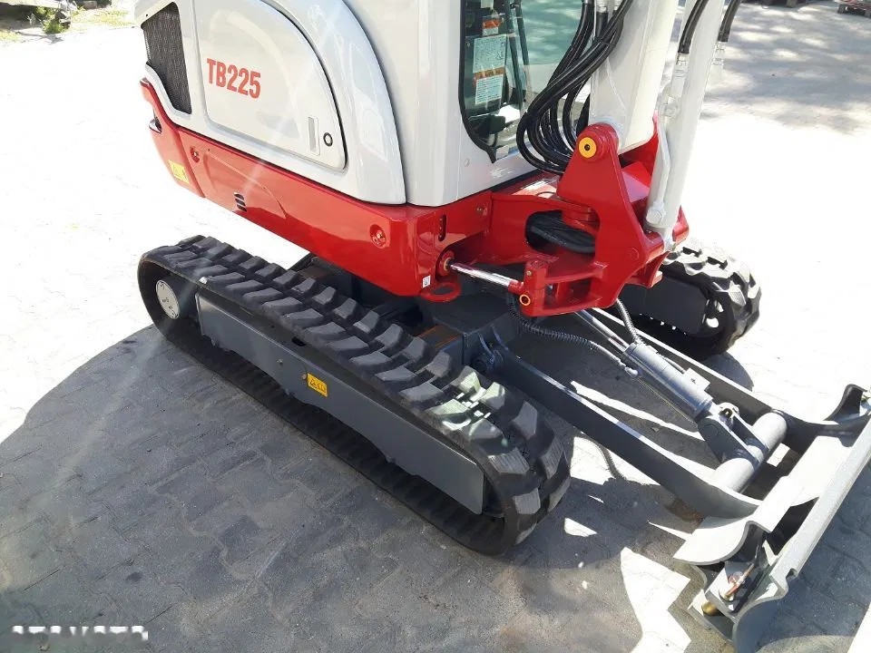 2023 Takeuchi NOVÁ, dovoz Skladem v EU — foto 9 z 17