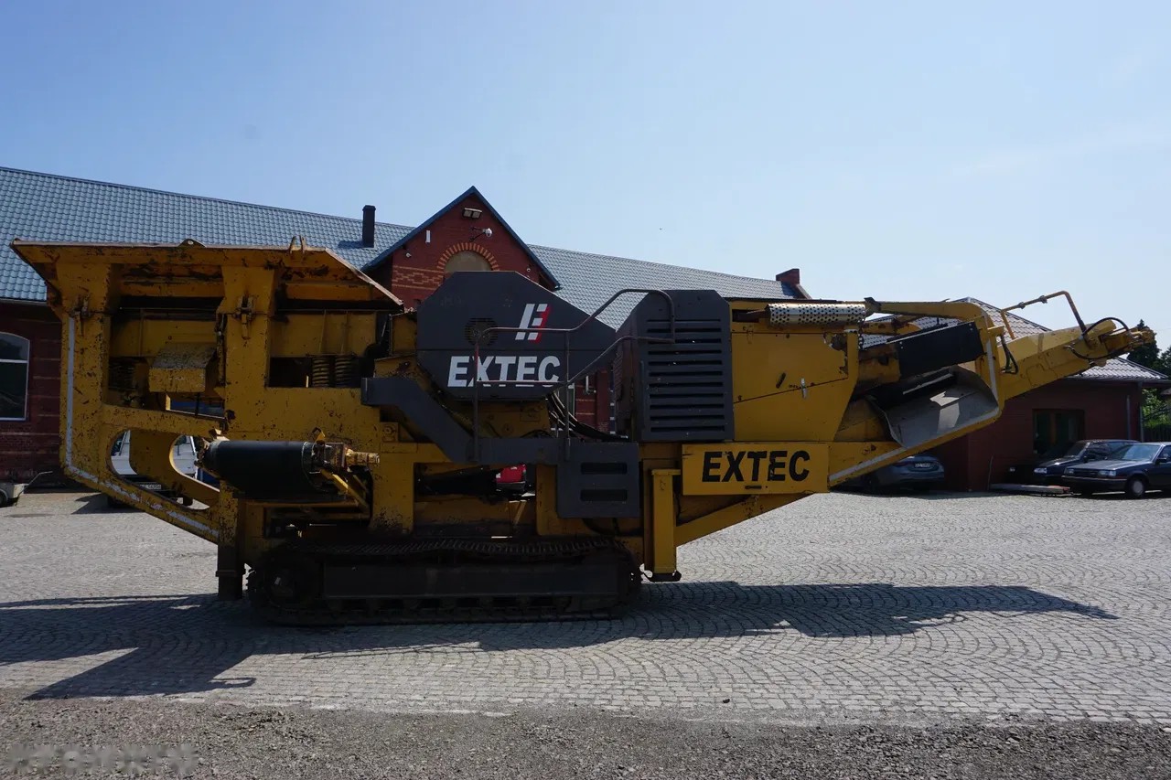 2002 Extec C10 Pitbull, dovoz Skladem v EU — foto 2 z 16
