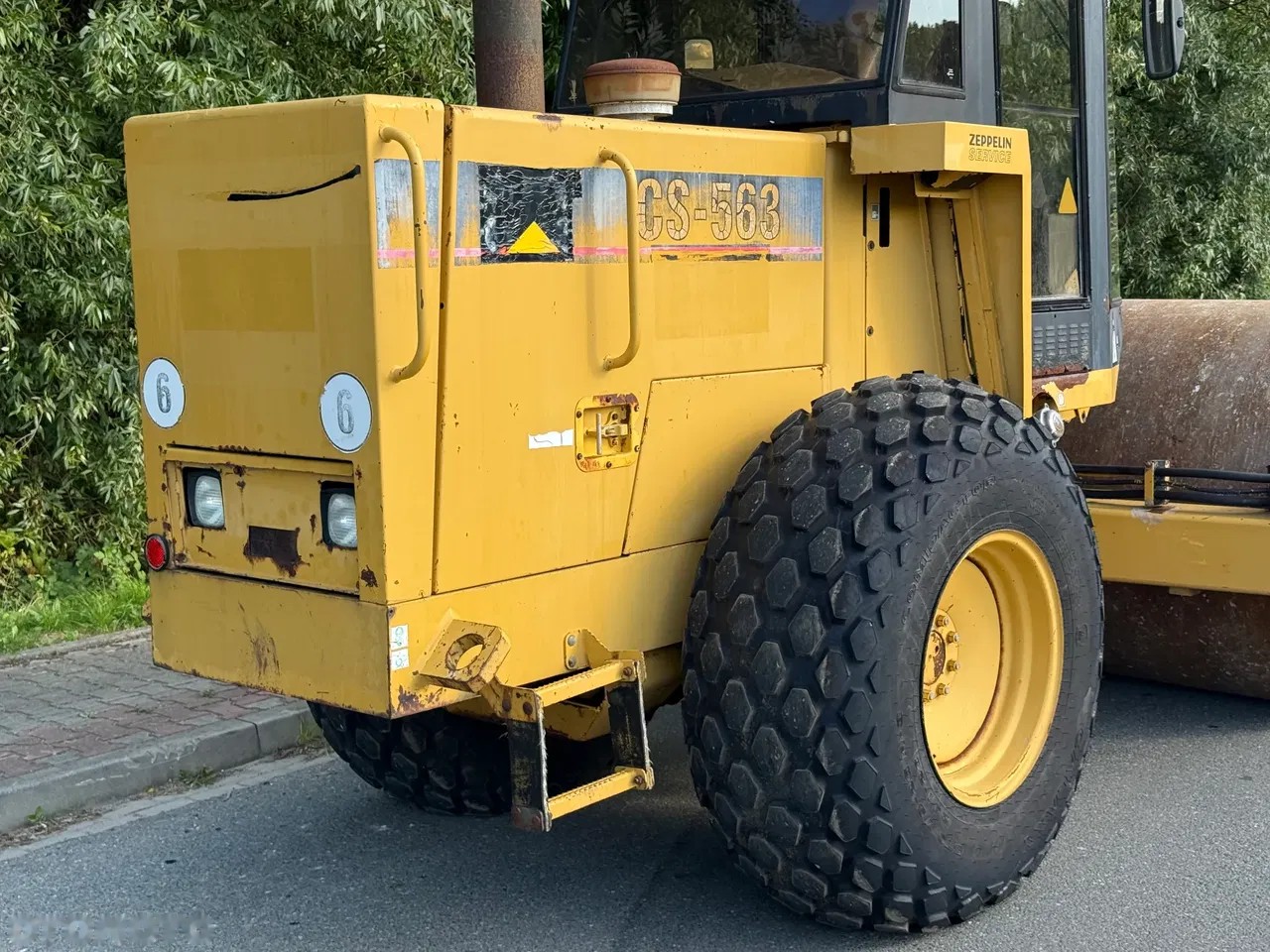 1998 Caterpillar, 2 600 mth, dovoz Skladem v EU — foto 12 z 15