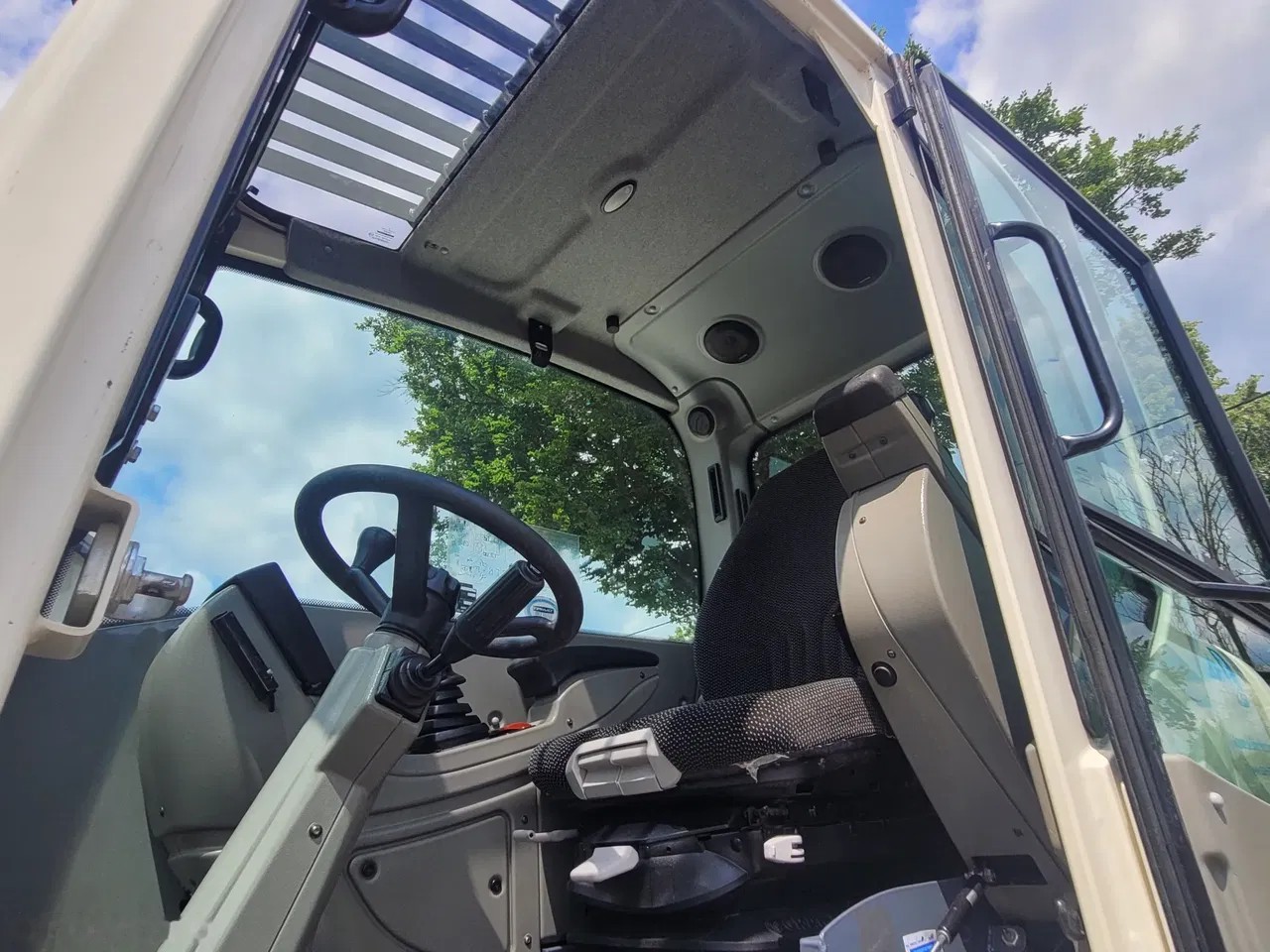2017 Schaeff TW, 6 500 mth, dovoz Skladem v EU — foto 11 z 24