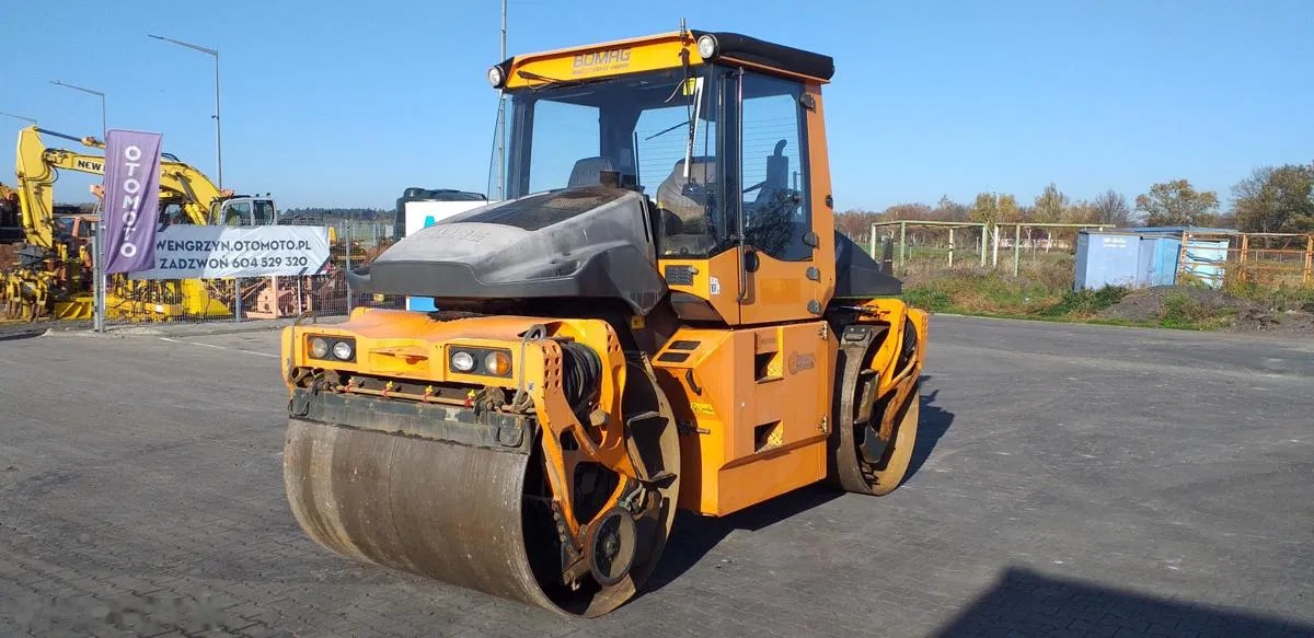 2011 Bomag VÁLEC, 9 159 mth, dovoz Skladem v EU — foto 1