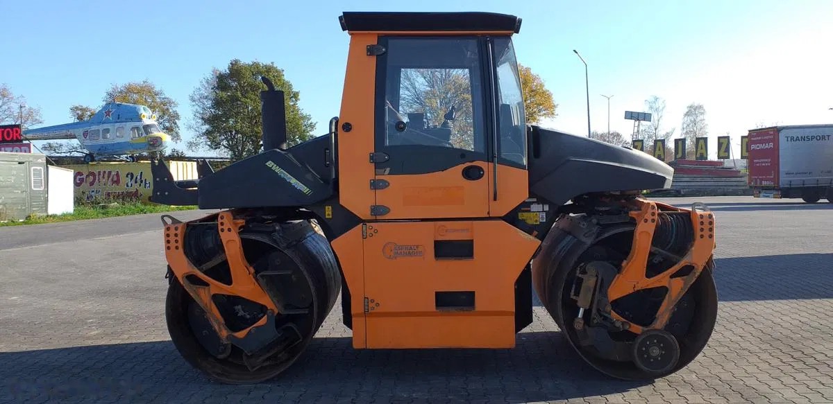 2011 Bomag VÁLEC, 9 159 mth, dovoz Skladem v EU — foto 4 z 24
