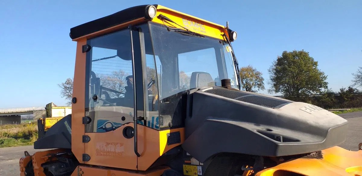 2011 Bomag VÁLEC, 9 159 mth, dovoz Skladem v EU — foto 9 z 24