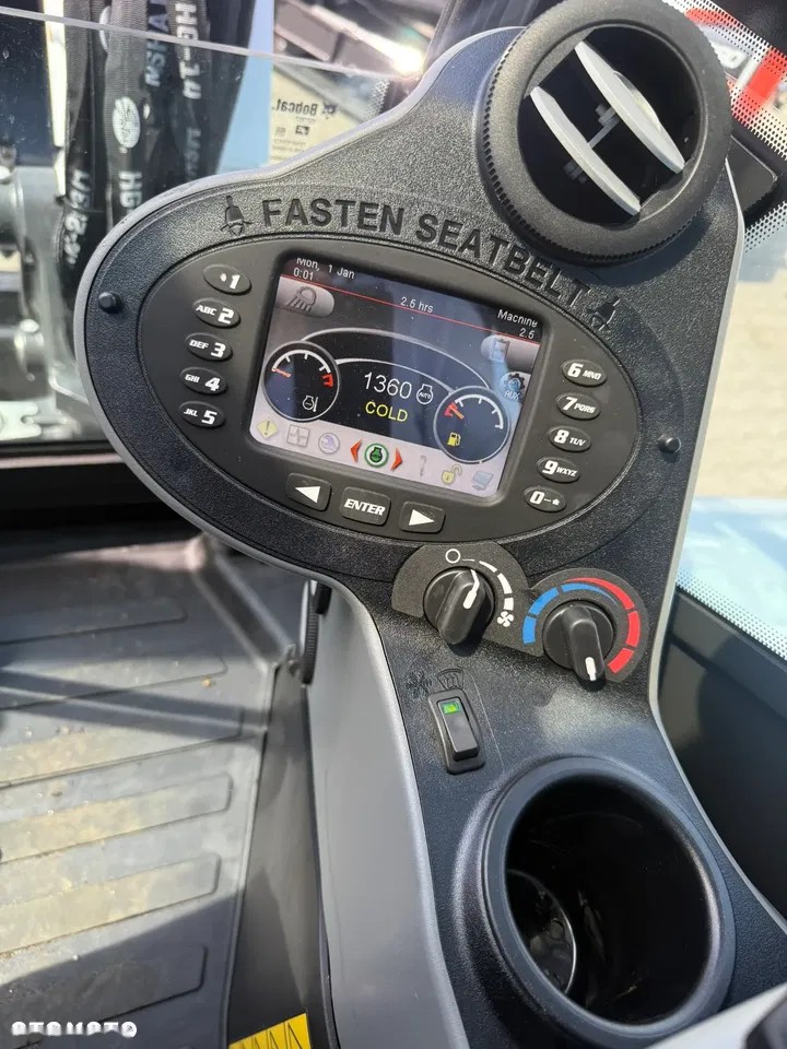 2026 Bobcat E60, 2 mth, dovoz Skladem v EU — foto 2 z 11