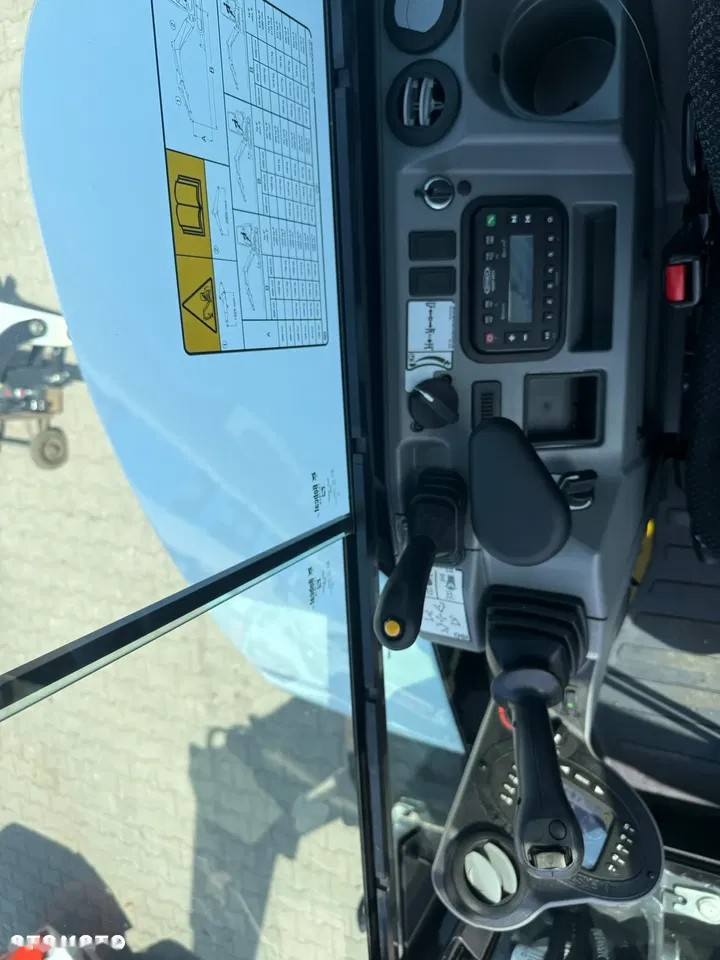 2026 Bobcat E60, 2 mth, dovoz Skladem v EU — foto 4 z 11
