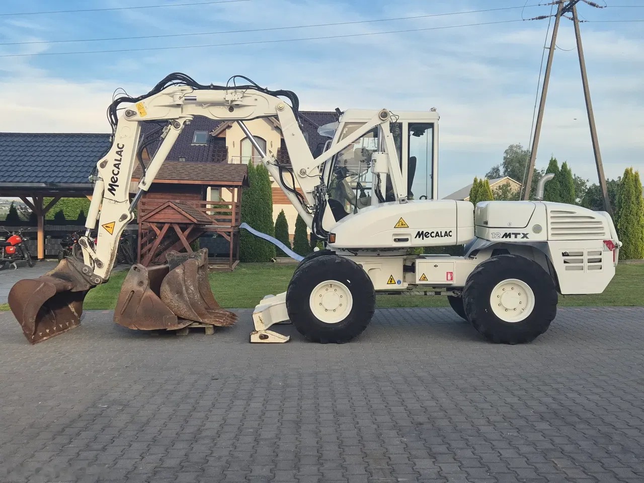 2015 Mecalac, 11 078 mth, dovoz Skladem v EU — foto 5 z 24