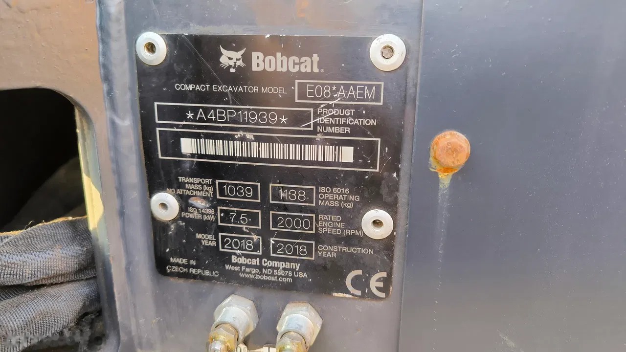 2018 Bobcat E08 AAEM, 1 665 mth, dovoz Skladem v EU — foto 11 z 15