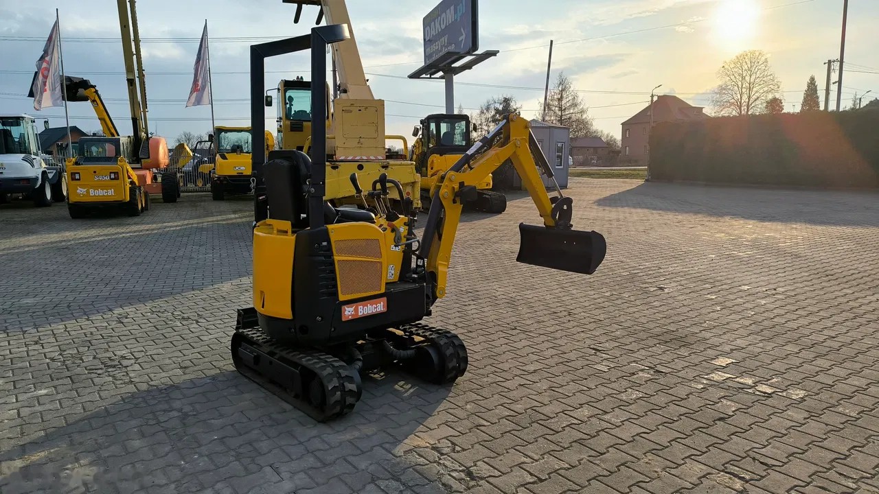 2018 Bobcat E08 AAEM, 1 665 mth, dovoz Skladem v EU — foto 15 z 15