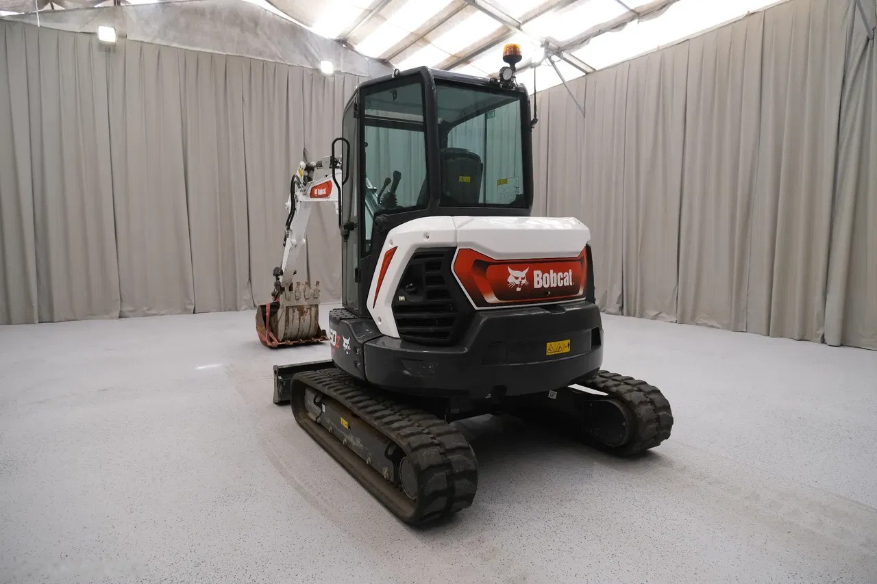 2025 Bobcat E50Z, 617 mth, dovoz Skladem v EU — foto 2 z 14