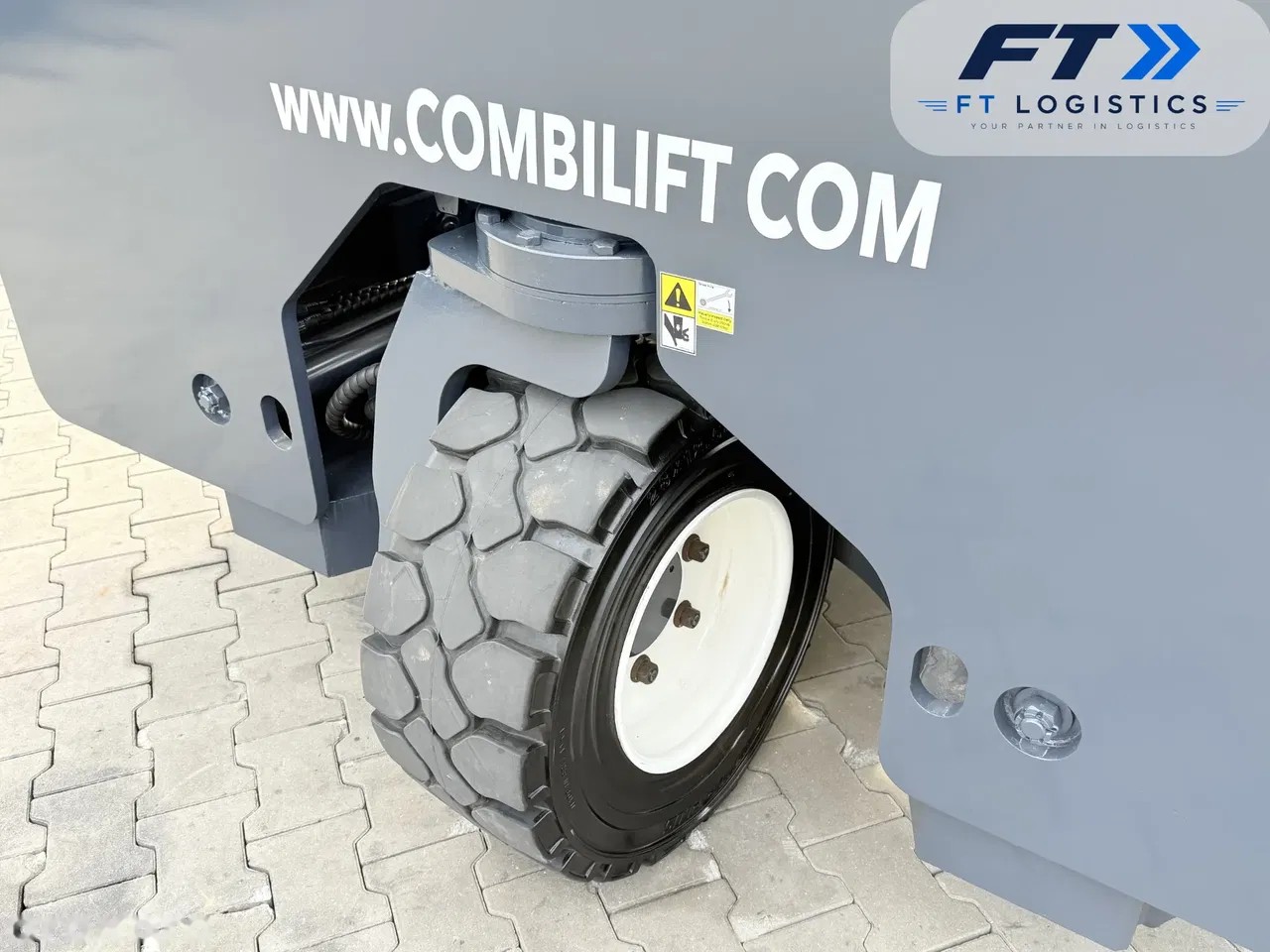 2016 Combilift WÓZEK, 2 048 mth, dovoz Skladem v EU — foto 5 z 24