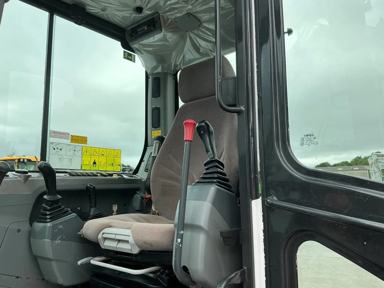 2021 Bobcat E85, 2 000 mth, dovoz Skladem v EU — foto 14 z 17