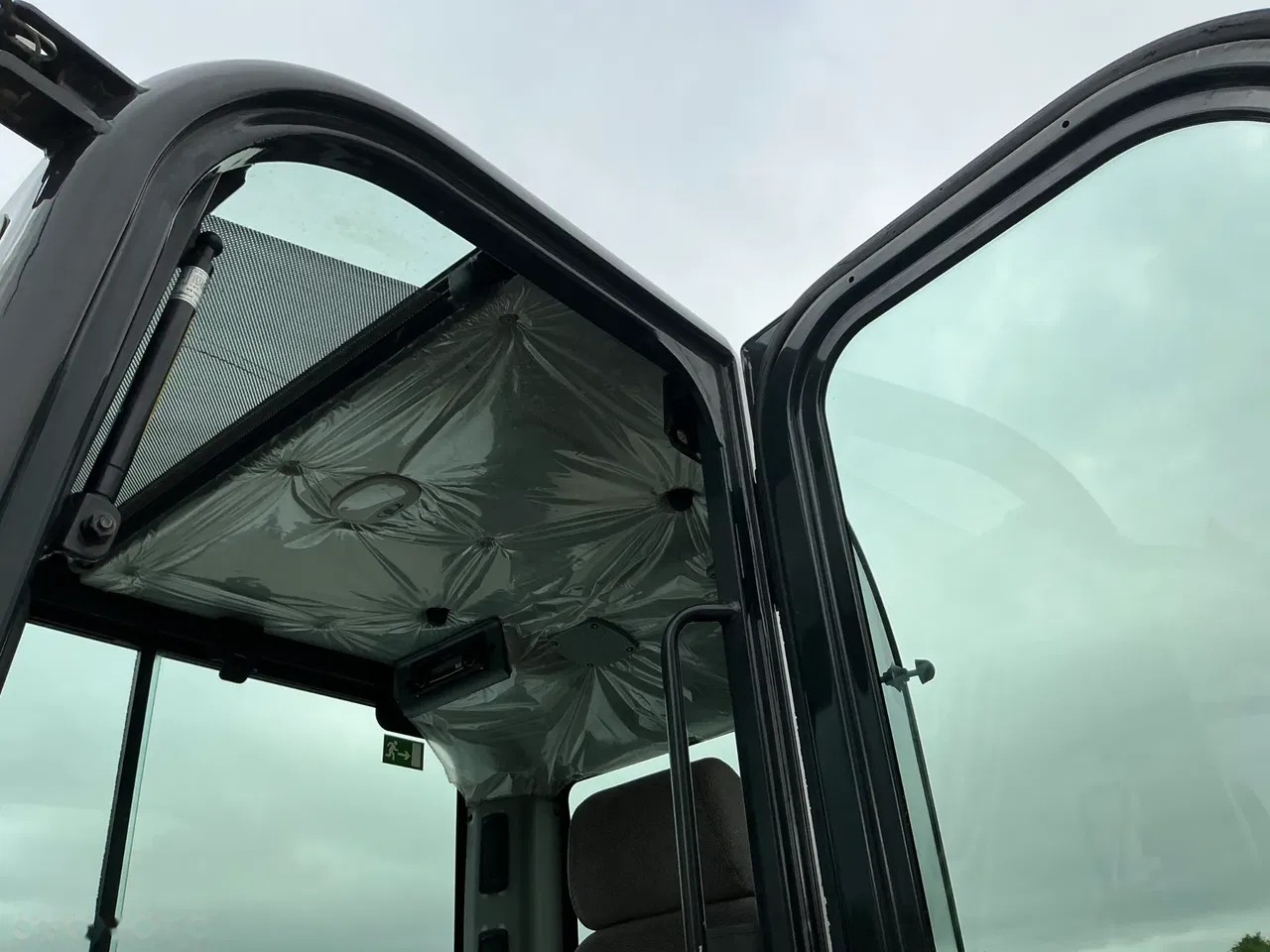 2021 Bobcat E85, 2 000 mth, dovoz Skladem v EU — foto 15 z 17