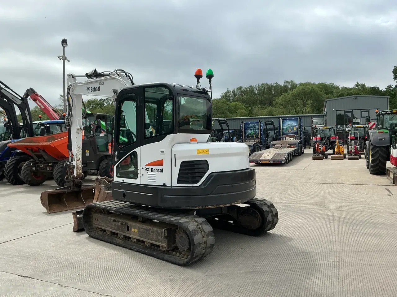 2021 Bobcat E85, 2 000 mth, dovoz Skladem v EU — foto 5 z 17