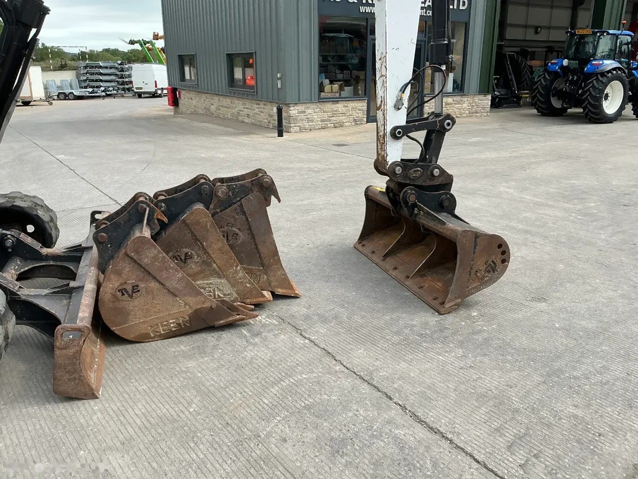 2021 Bobcat E85, 2 000 mth, dovoz Skladem v EU — foto 9 z 17