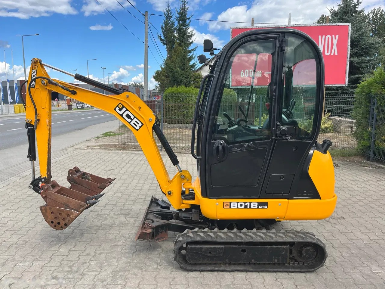 2012 JCB 8018 CTS, 1 344 mth, dovoz Skladem v EU — foto 1