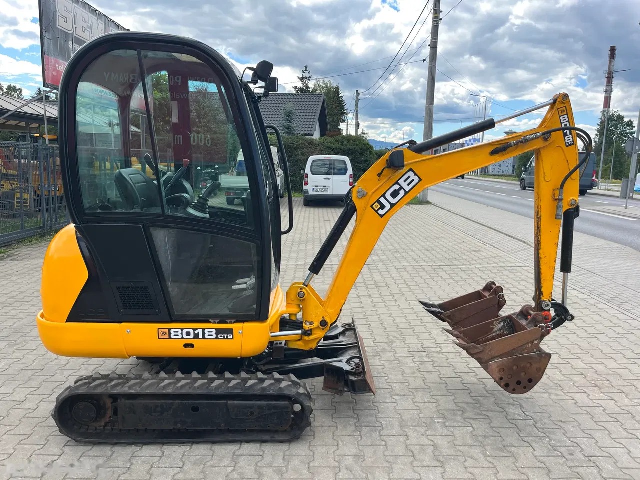 2012 JCB 8018 CTS, 1 344 mth, dovoz Skladem v EU — foto 4 z 21