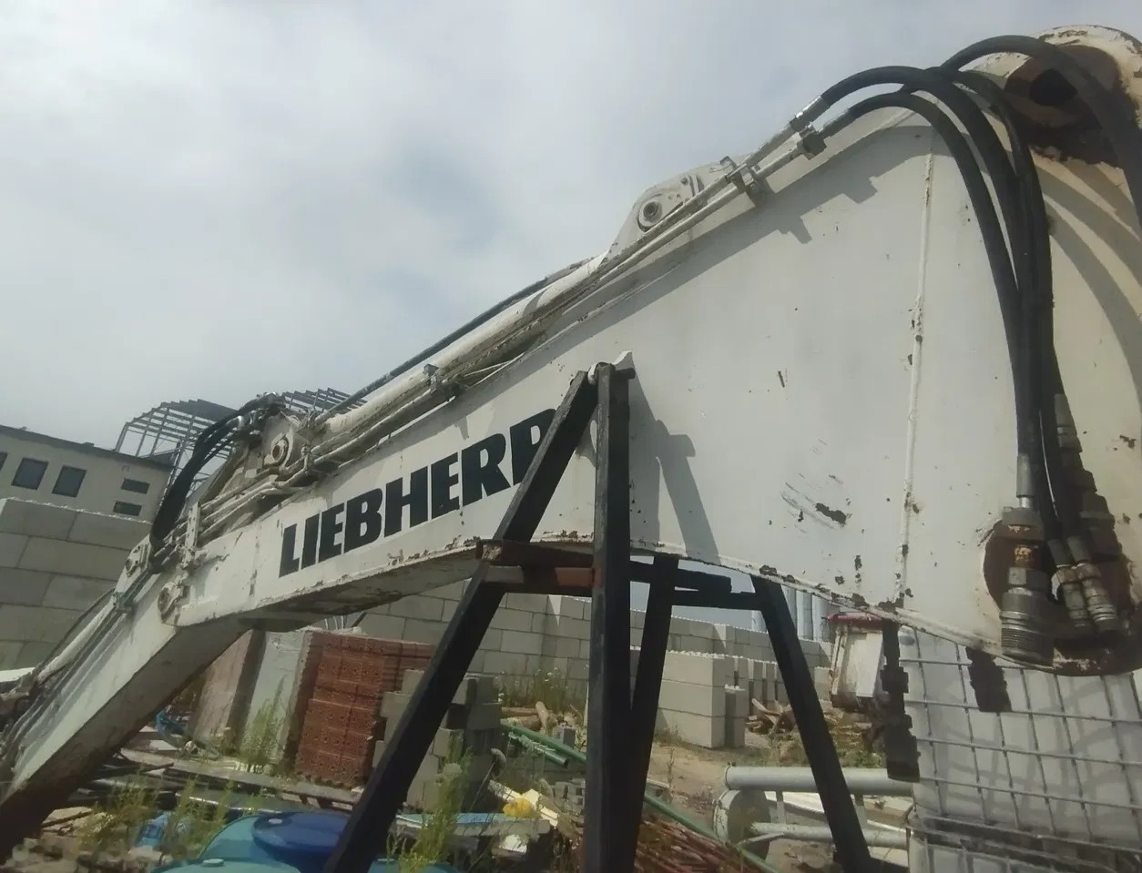 2000 Liebherr, dovoz Skladem v EU — foto 3 z 3