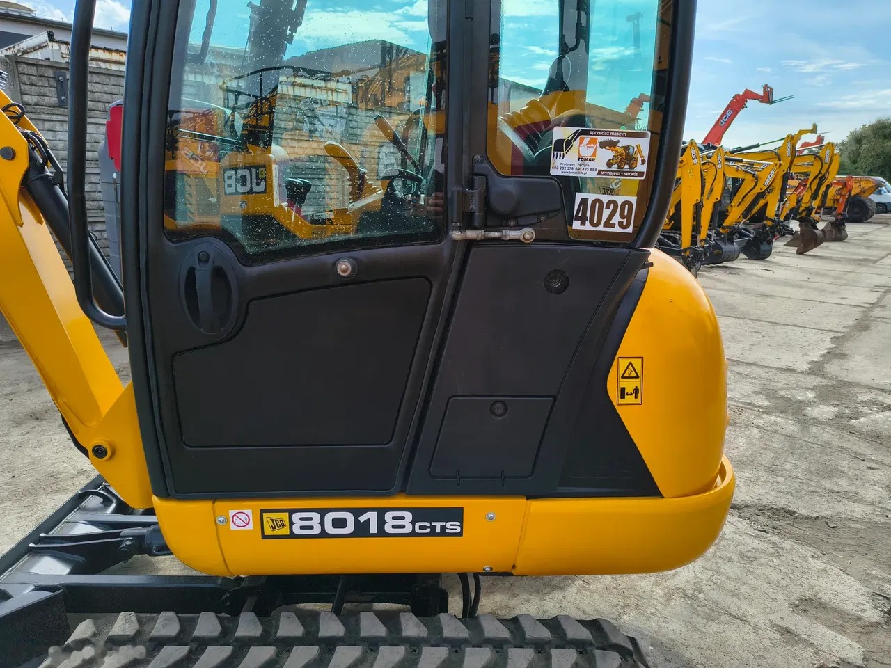 2016 JCB 8018, 3 158 mth, dovoz Skladem v EU — foto 13 z 23