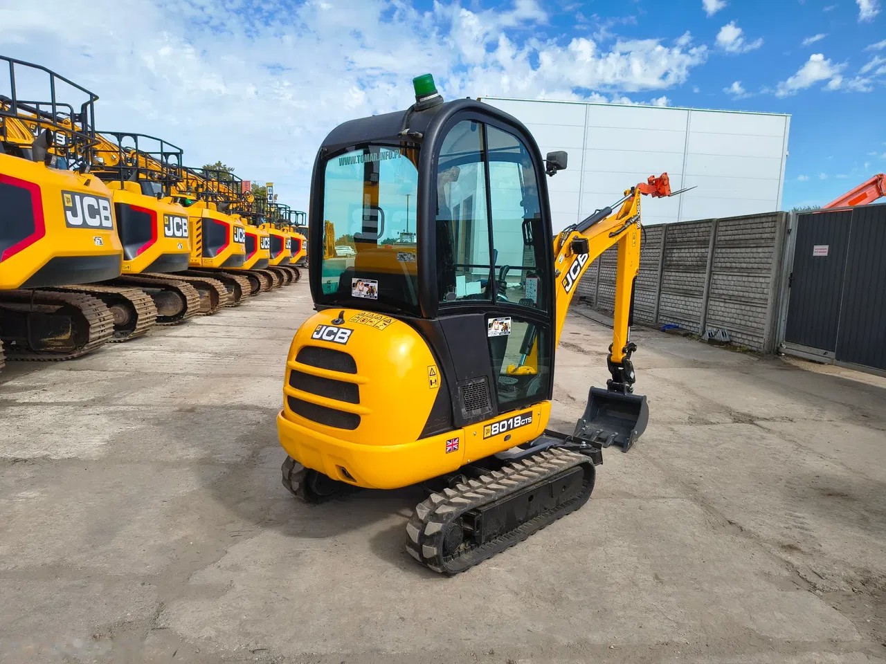 2016 JCB 8018, 3 158 mth, dovoz Skladem v EU — foto 7 z 23