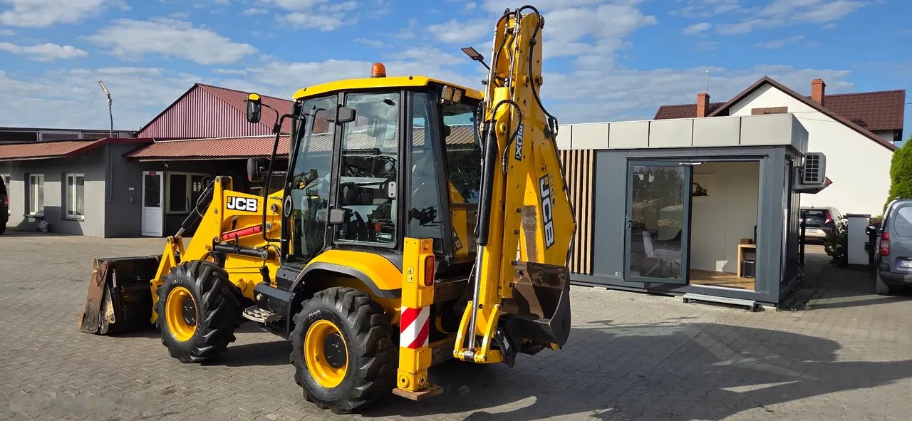 2017 JCB, modrá, 3 100 mth, dovoz Skladem v EU — foto 8 z 24